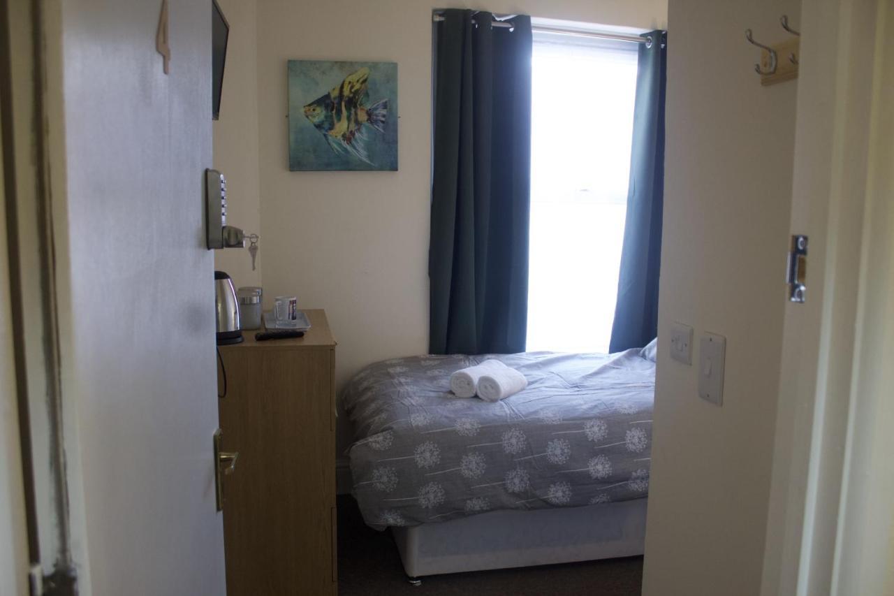 Elm Tree Guest House ويستون سوبر مير المظهر الخارجي الصورة