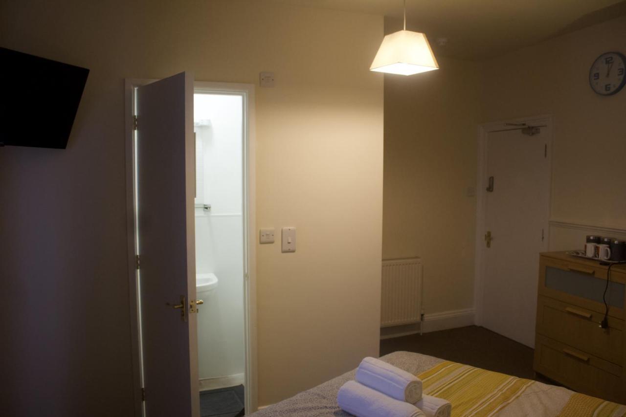 Elm Tree Guest House ويستون سوبر مير المظهر الخارجي الصورة
